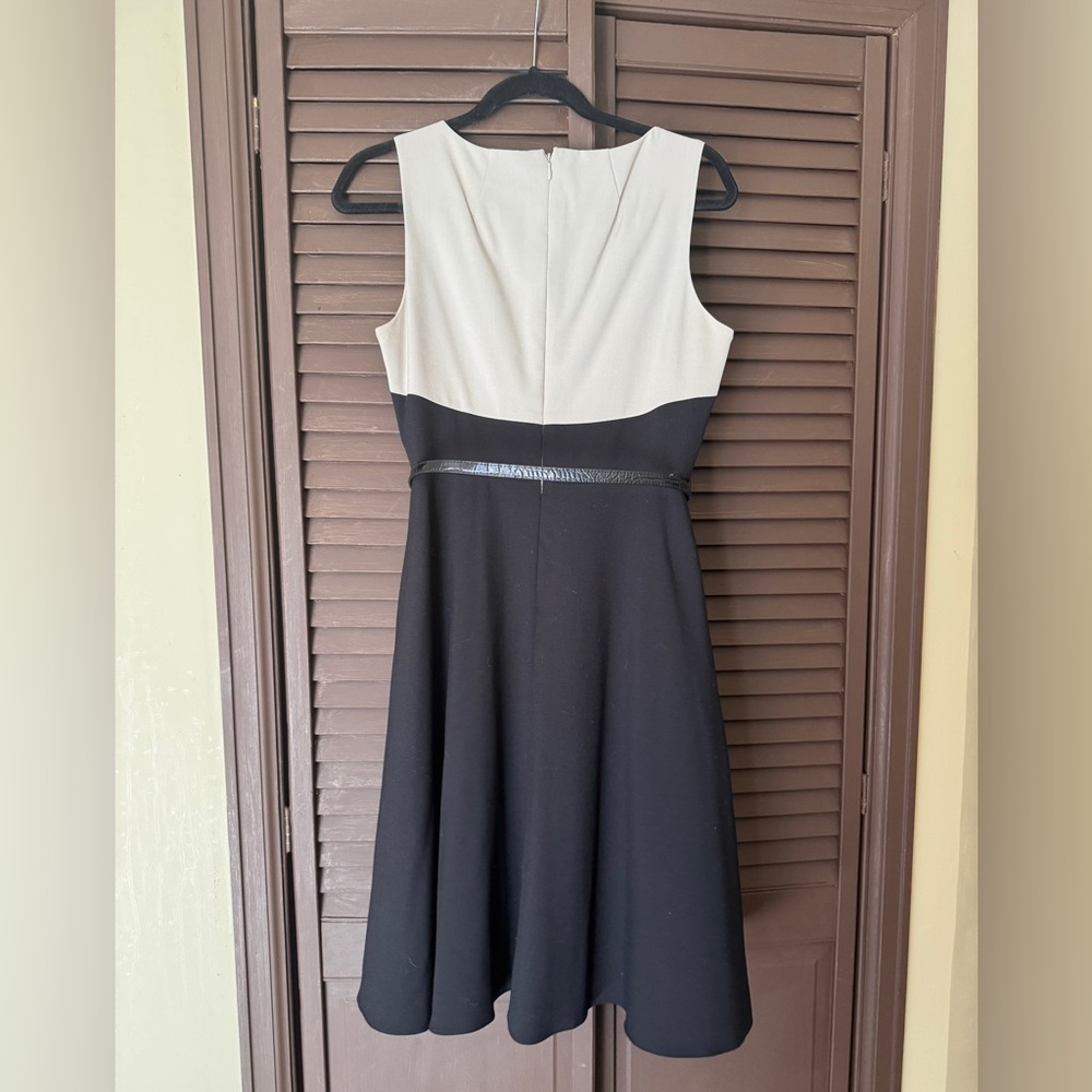 Calvin Klein Colorblock Sleeveless Dress in Black and Cream Size 8 - Picture 2 of 7